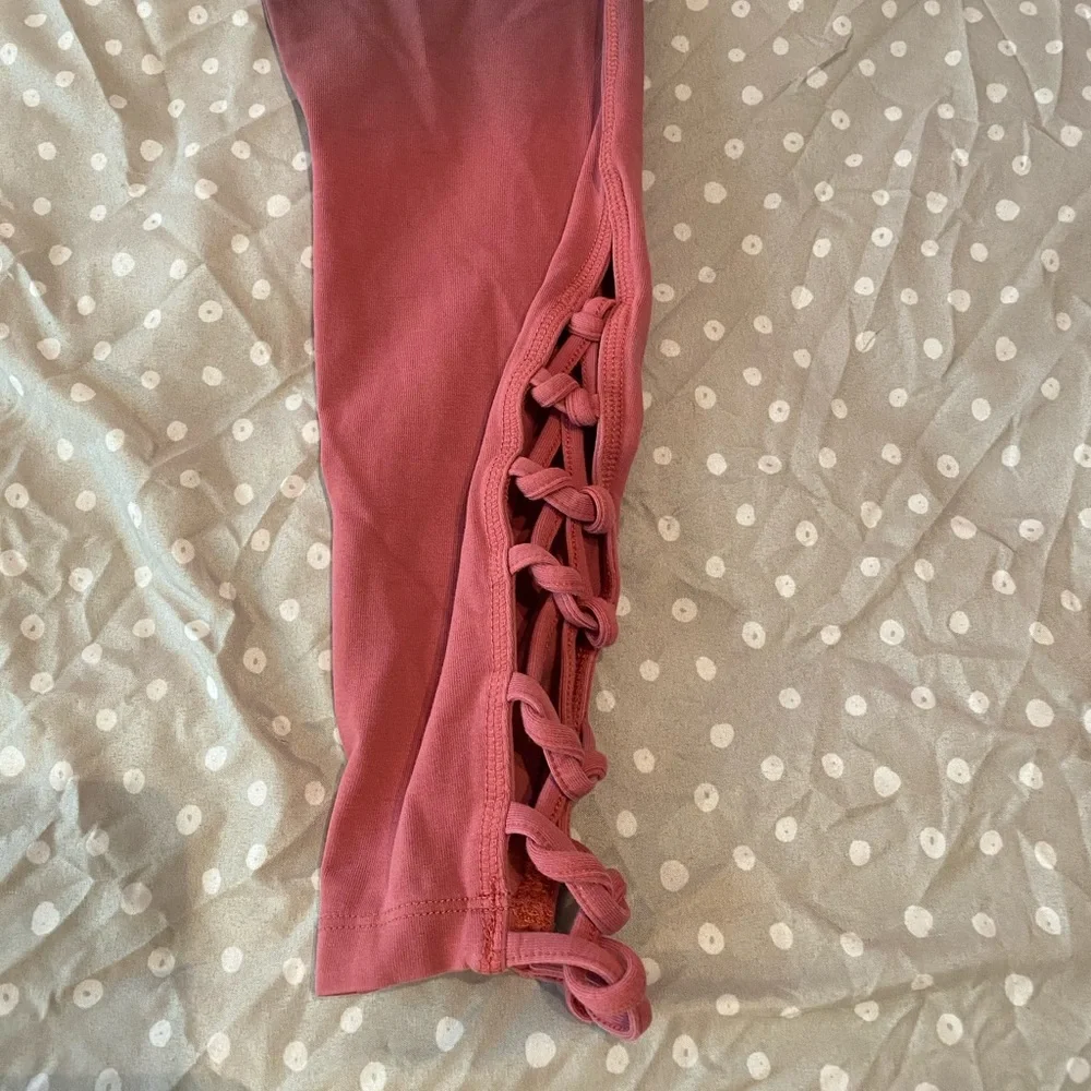 PINK Ombré Leggings - Picture 3 of 5